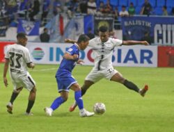 Gol Mantan Bikin Persipura Kalah